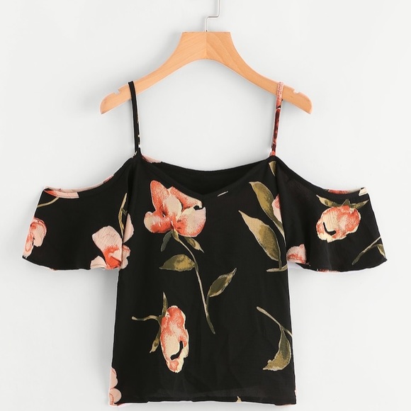 Tops - NWOT Flower Cold Shoulder Top- Size Small
